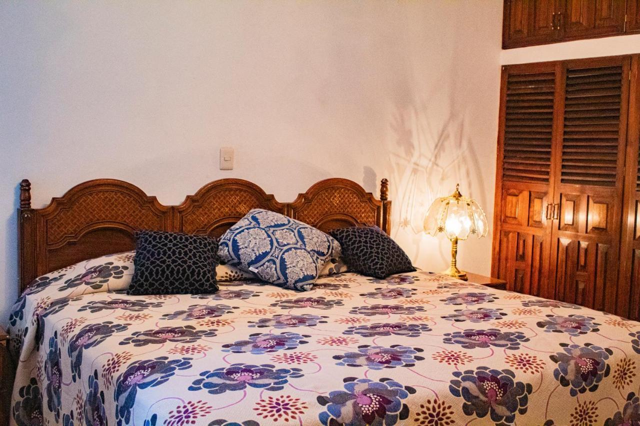 Villa Flores, Casa En El Centro De 马斯科塔 外观 照片